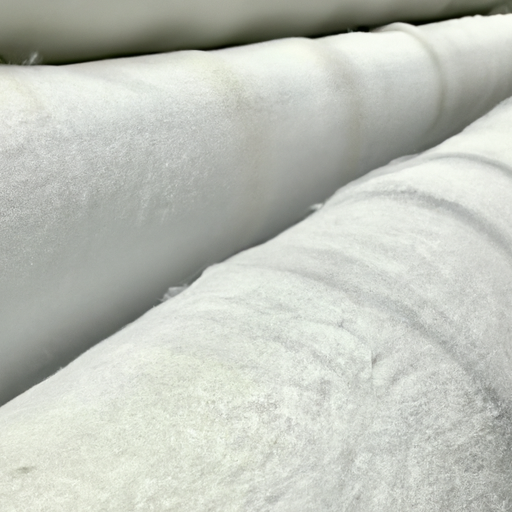 Polyester white felt anti slip felt roll ground protection roller produced and manufactured by the Chinese factory,